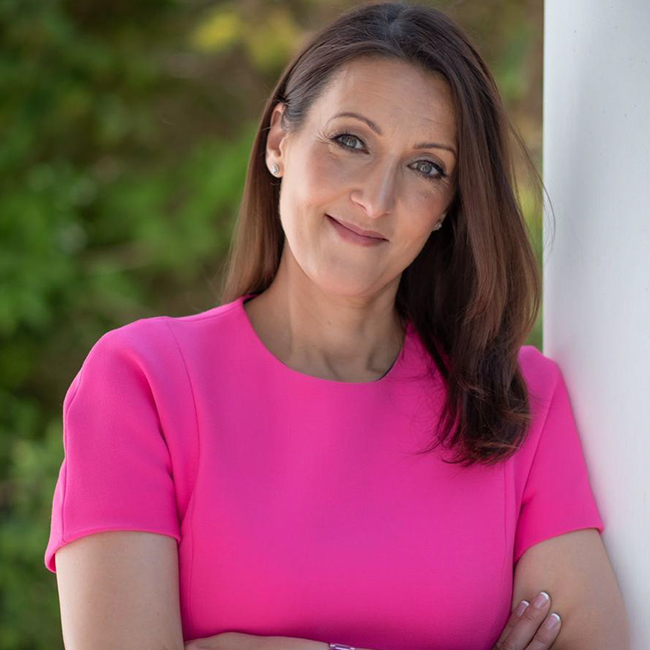 sywt-about_author-02